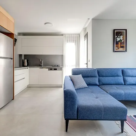 Hotel Krem Marin *